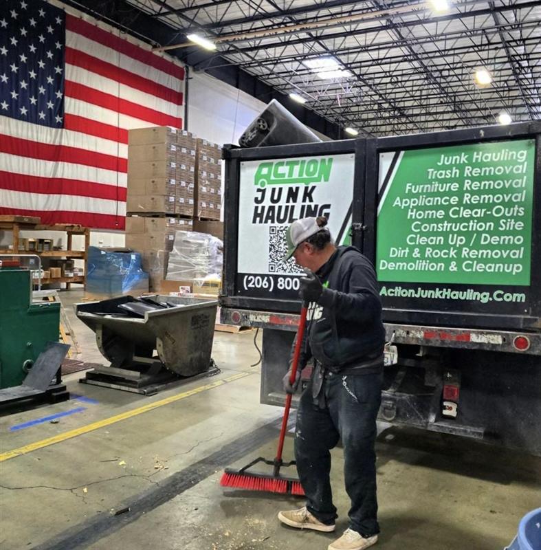 	
absolutely free junk removal